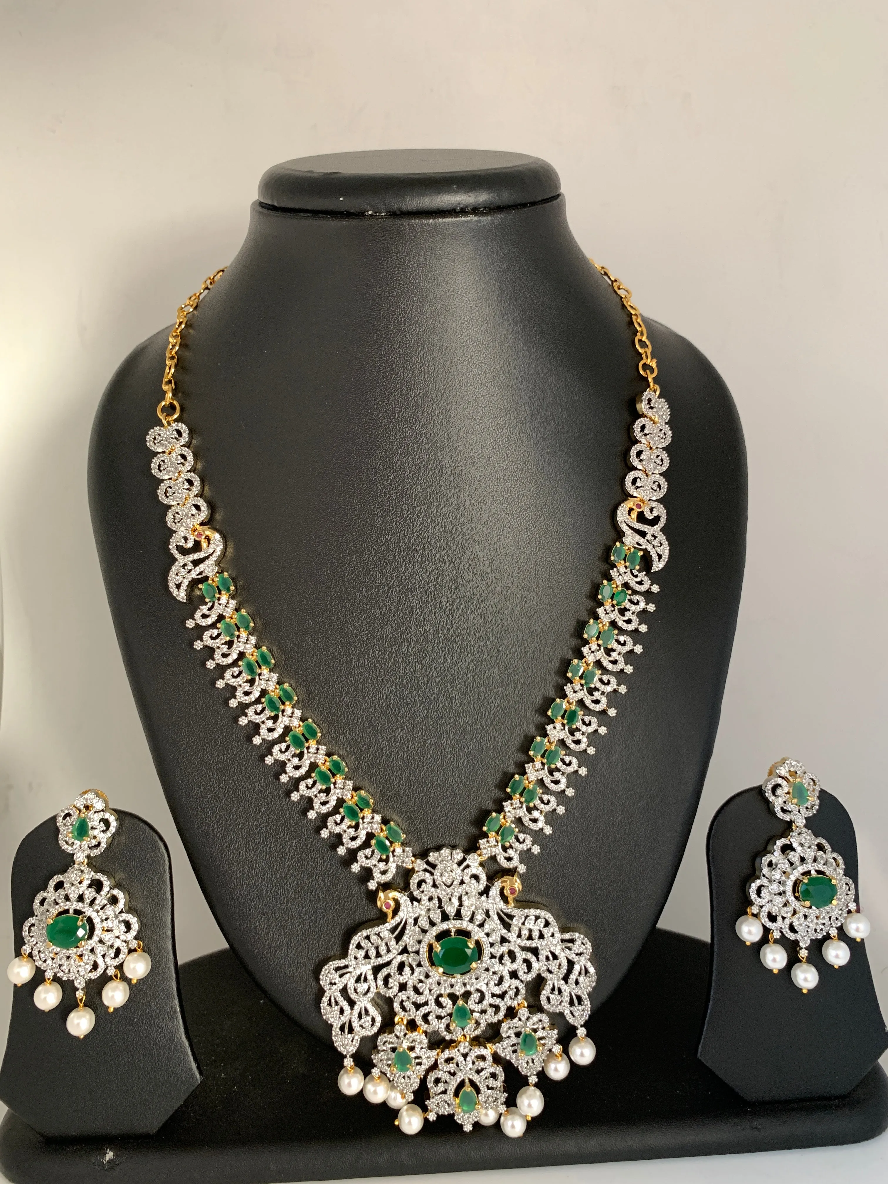 AD Emerald Green Stone Peacock Design Short Necklace