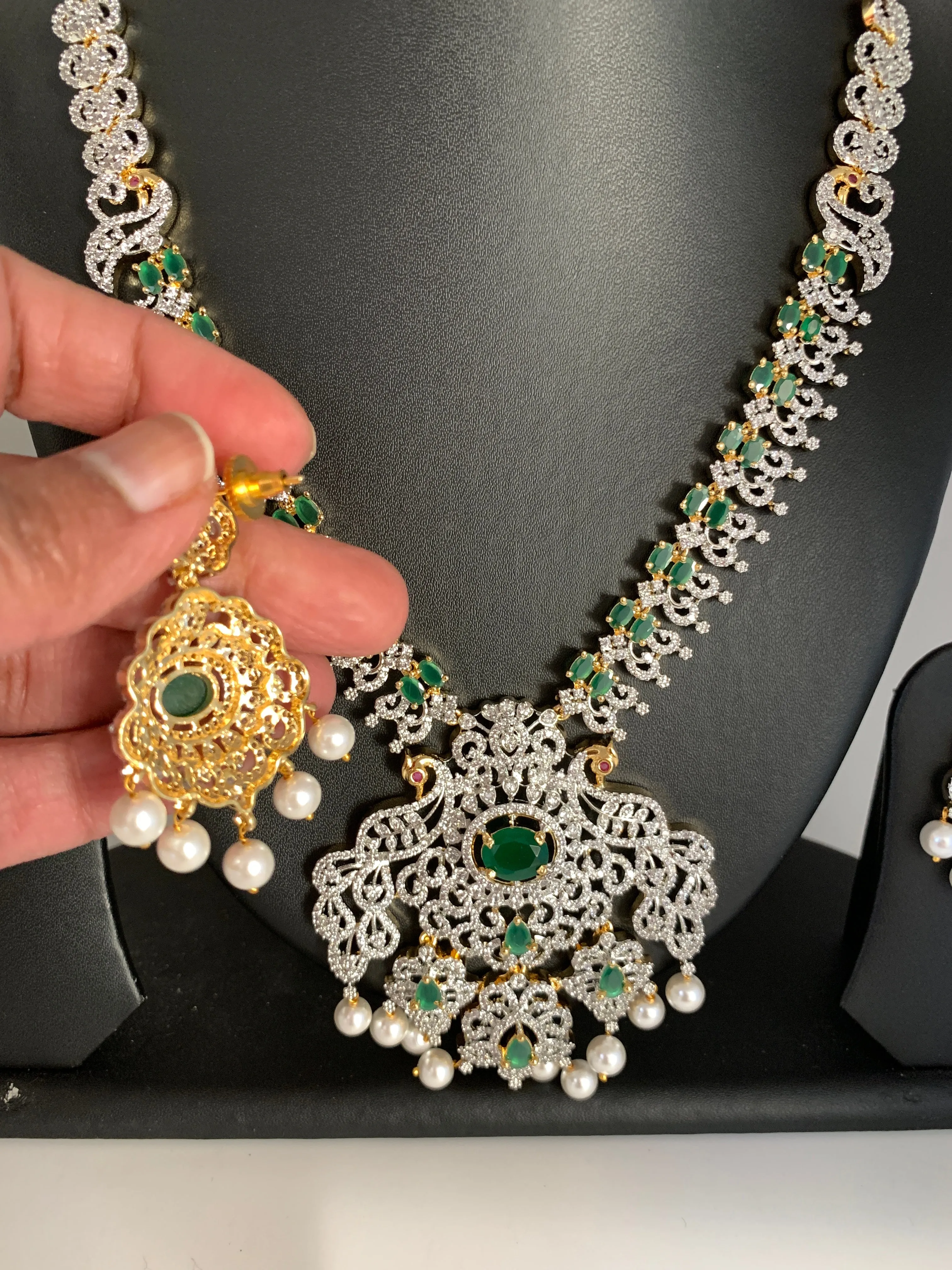 AD Emerald Green Stone Peacock Design Short Necklace