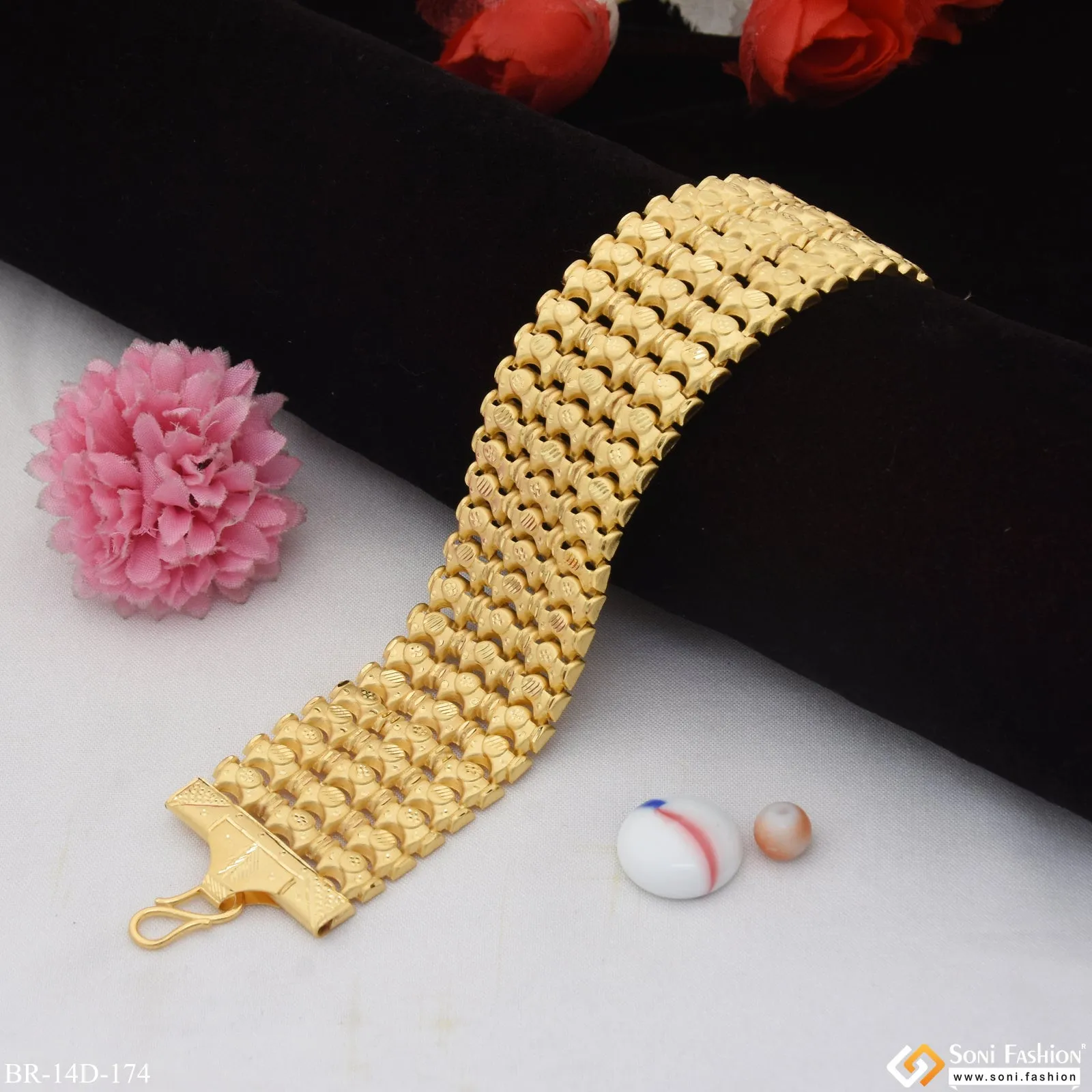 Best Quality Durable Design Gold Plated Bahubali Bracelet for Men - Style D174
