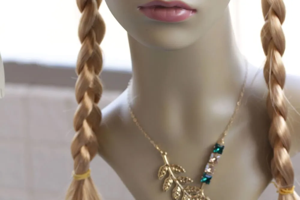 EMERALD CRYSTAL NECKLACE