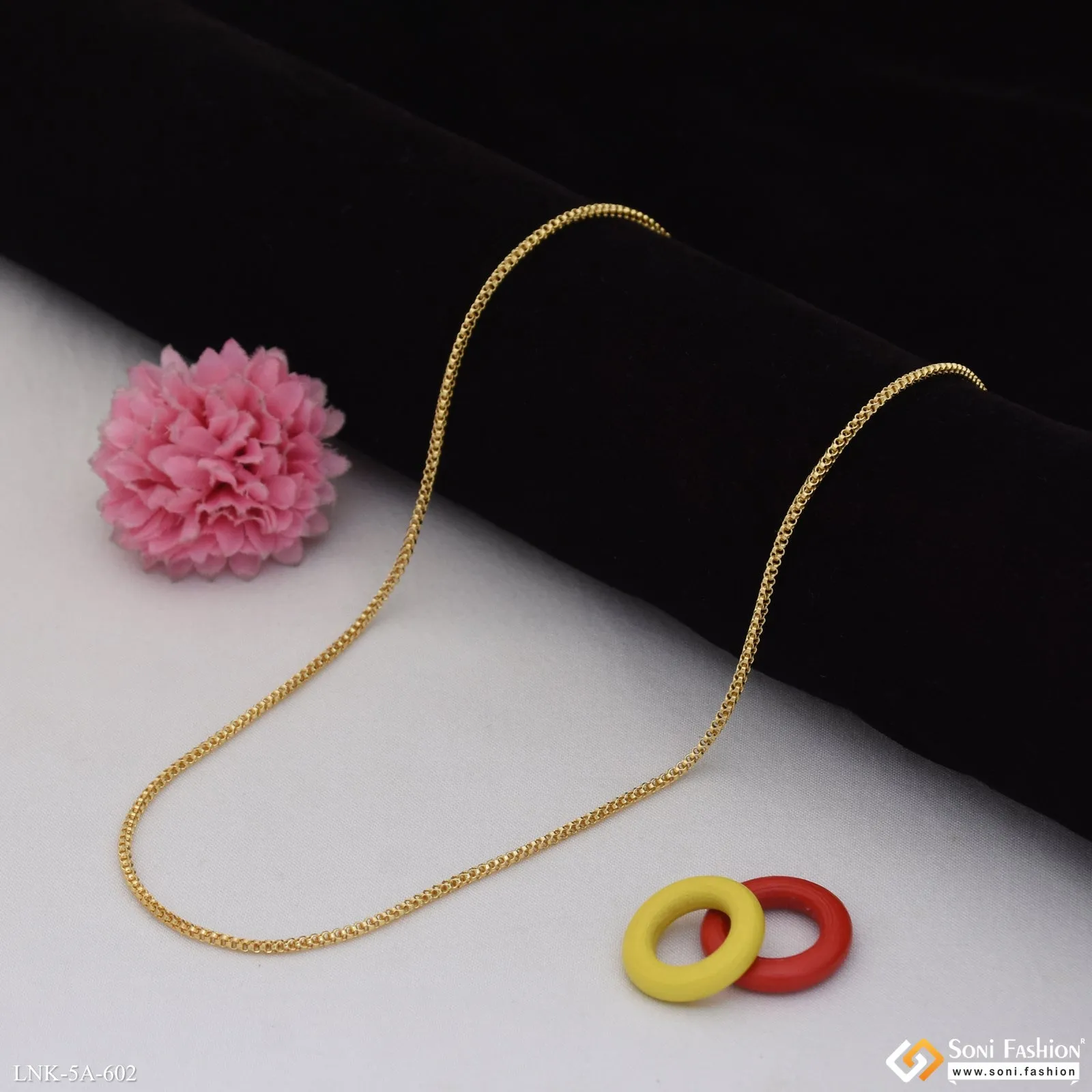Eye-Catching Design Gold Plated Chain for Ladies - Style A602