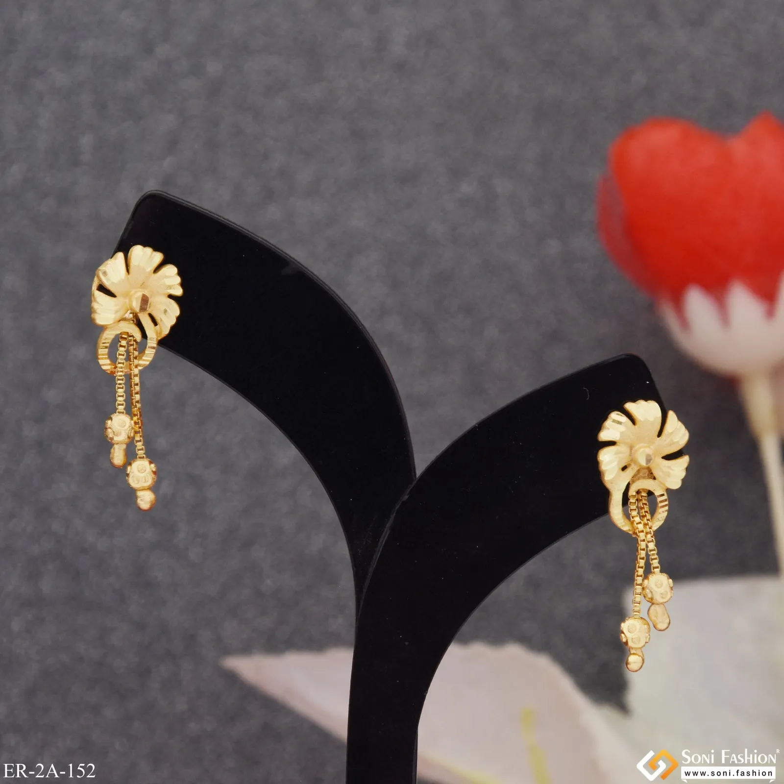Fashionable Hand-Finished Design Gold Plated Earrings for Lady - Style A152