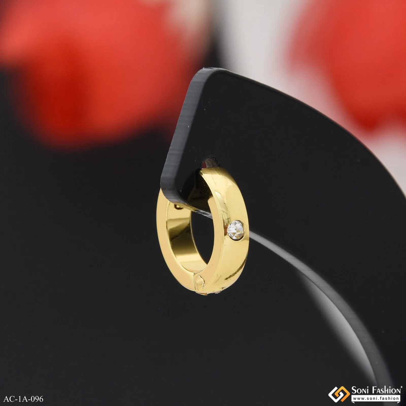 Golden Color Stainless Steel Stud Earring For Men (1 Pc) - Style A096
