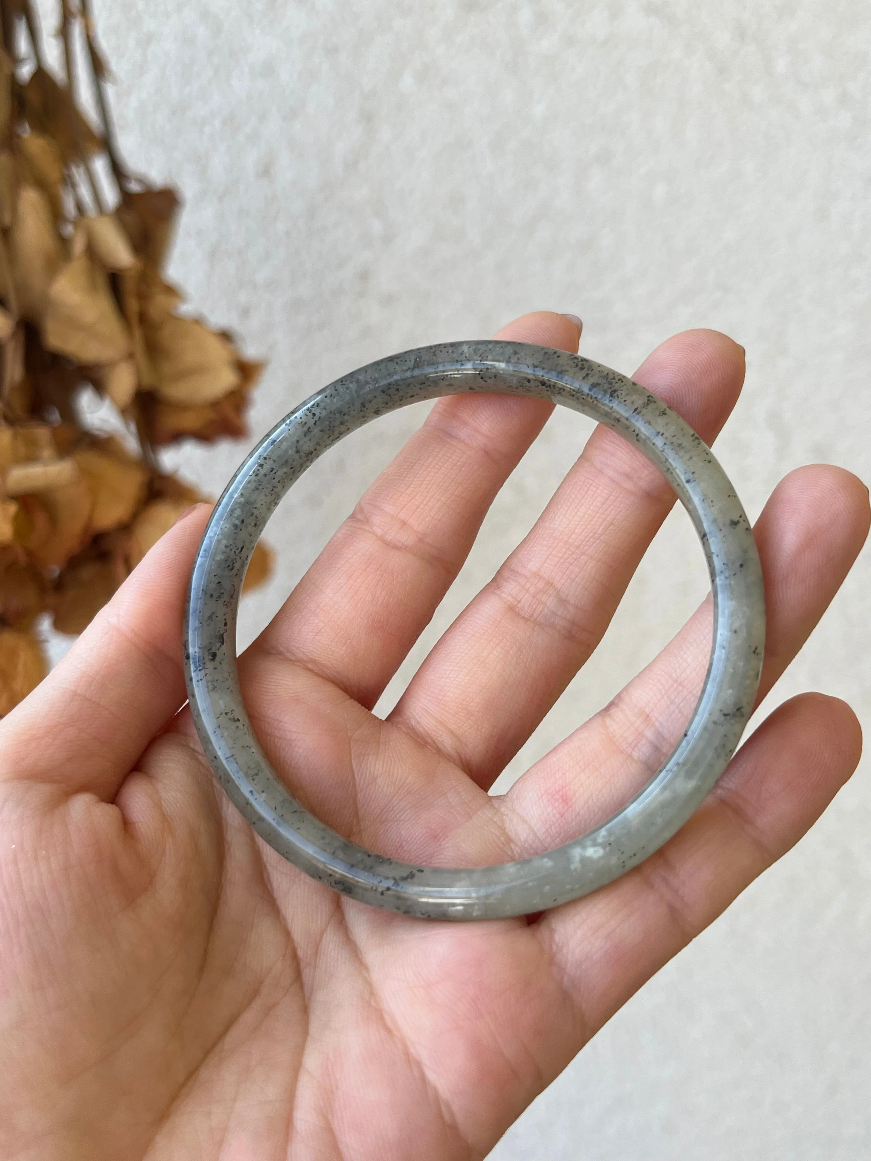 Hetian Qinghua Jade Slim Bangle 60mm, 和田青花细圆条手镯