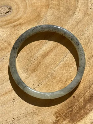 Hetian Qinghua Jade Slim Bangle 60mm, 和田青花细圆条手镯
