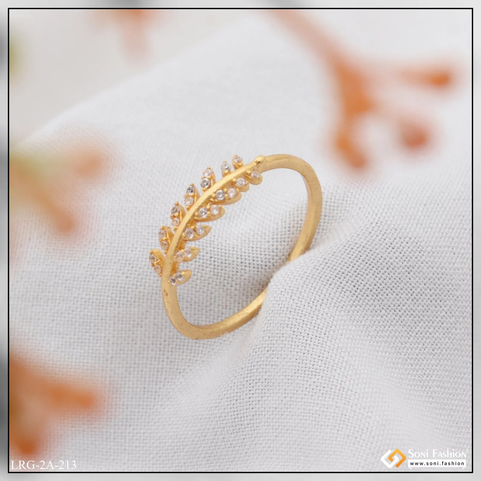 Leaf Design with Diamond New Style Gold Plated Ring for Ladies - Style A213