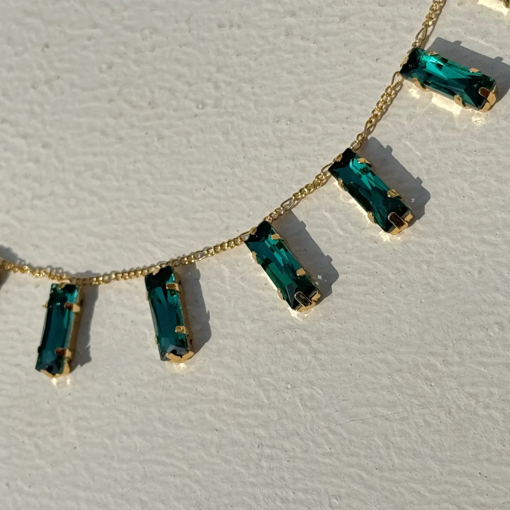 Pearlfect 24k Gold-Plated Golden Glow Emerald Dainty Necklace
