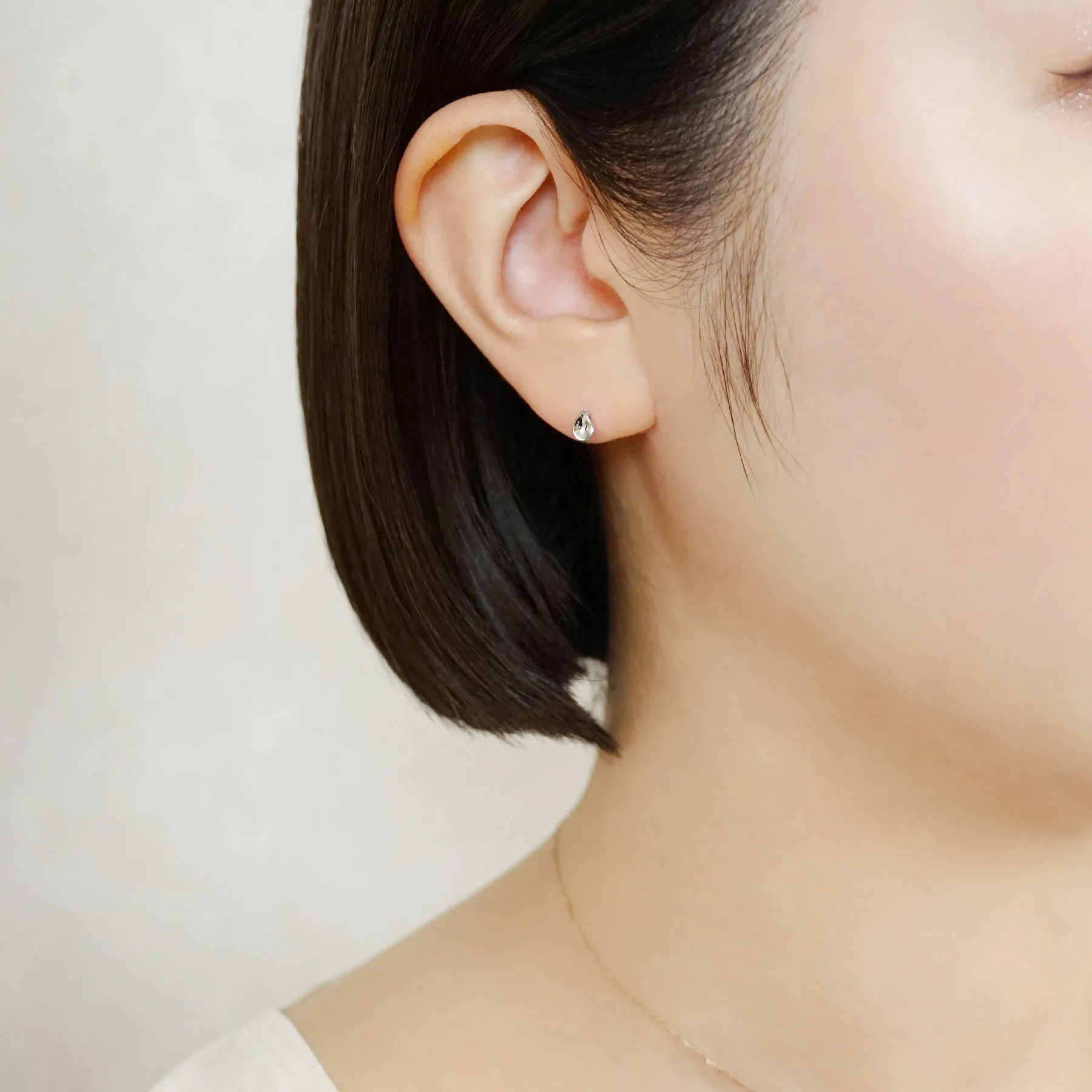 [Second Earrings] Platinum Dew Drop Earrings