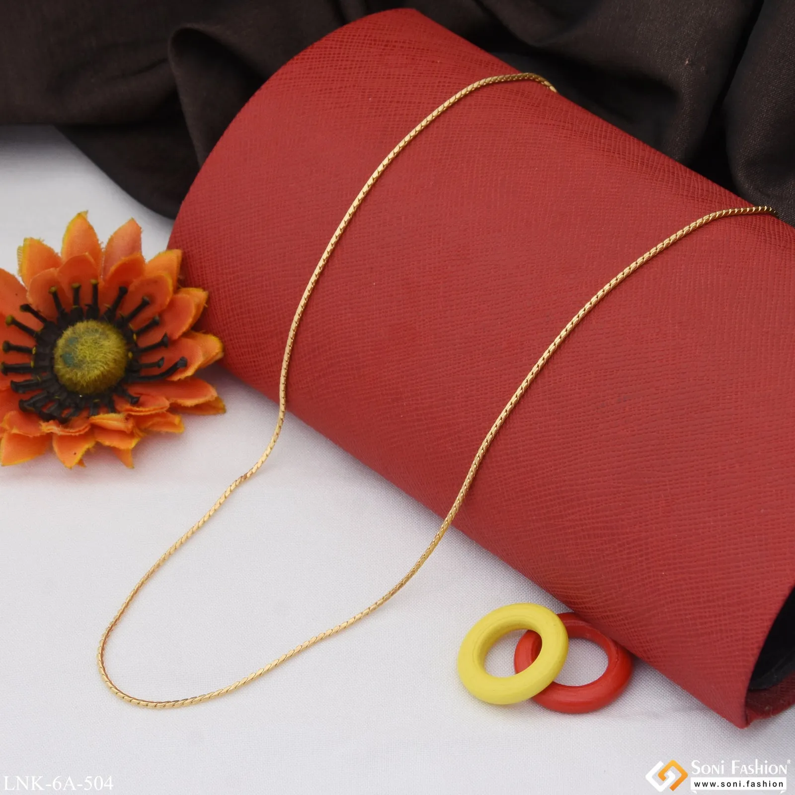 Slim Eye-Catching Design Gold Plated Chain for Ladies - Style A504